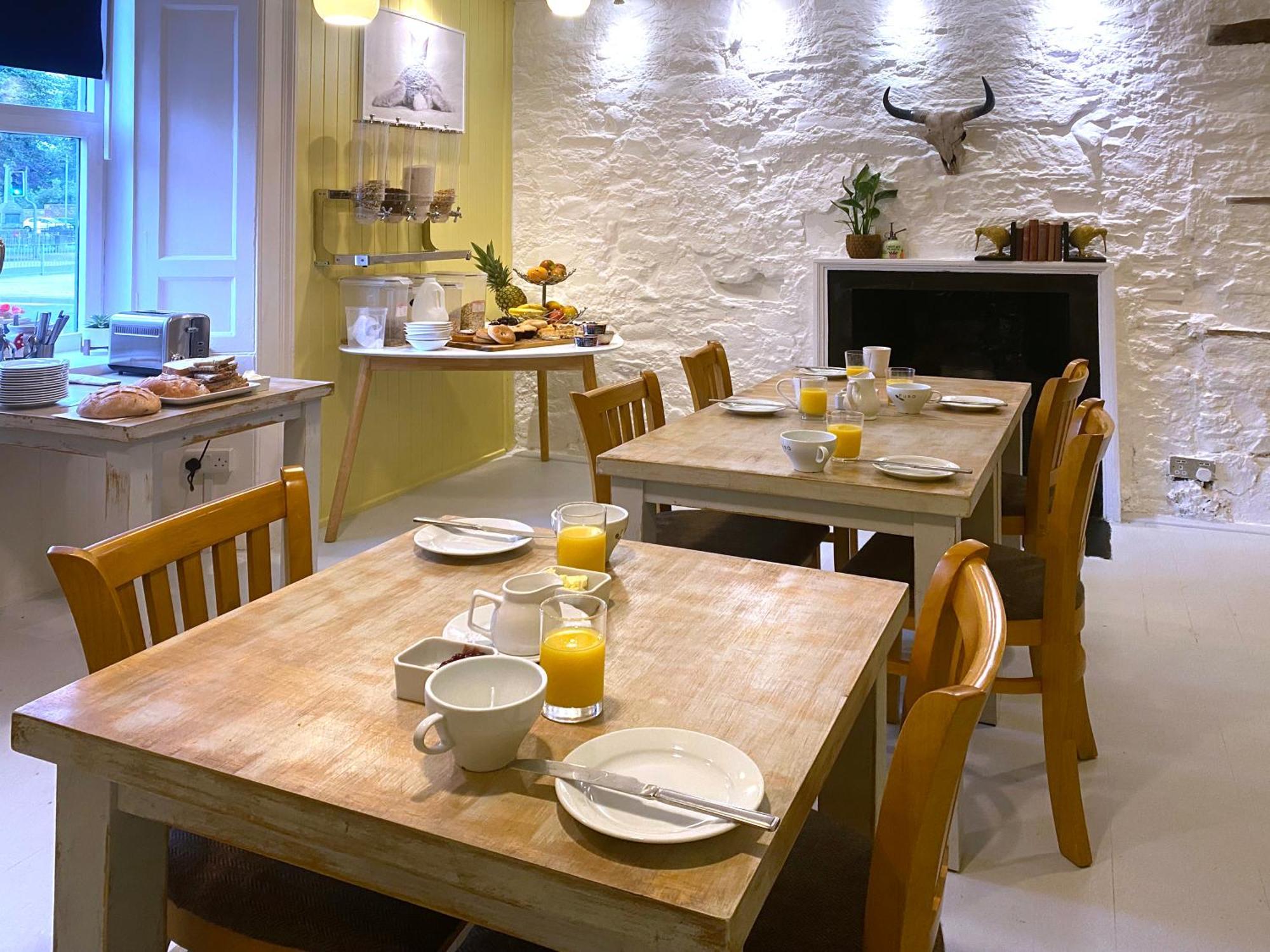 Red Lion, Coorie Inn Earlston Ngoại thất bức ảnh